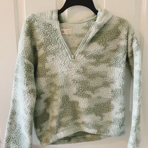 SO Girl's Soft Green Camouflage Quarter Zip